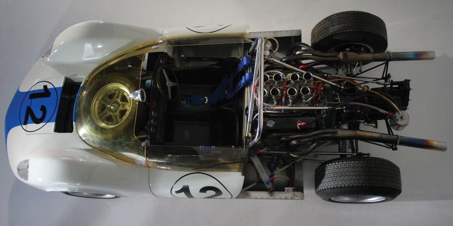 Моторный отсек McLaren-Elva M1A Sports Racing Car 1965 года  (фото 7 из 10)
